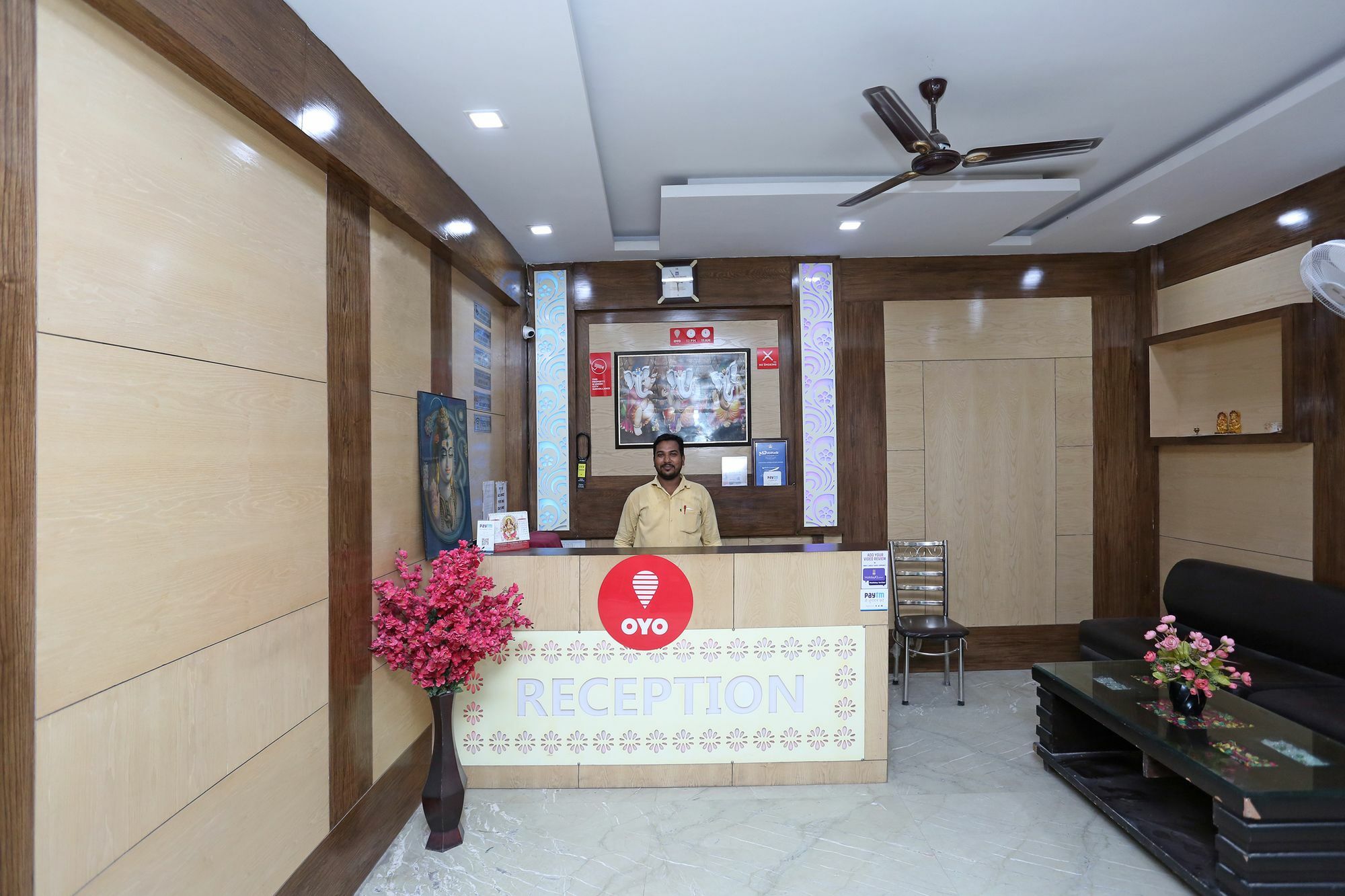 Oyo 9233 Hotel Cottage Lord Krishna Ню Делхи Екстериор снимка