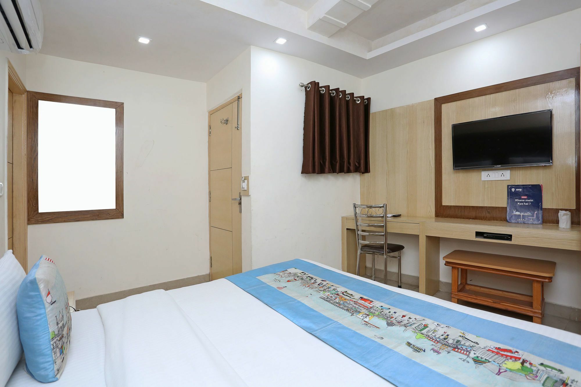 Oyo 9233 Hotel Cottage Lord Krishna Ню Делхи Екстериор снимка