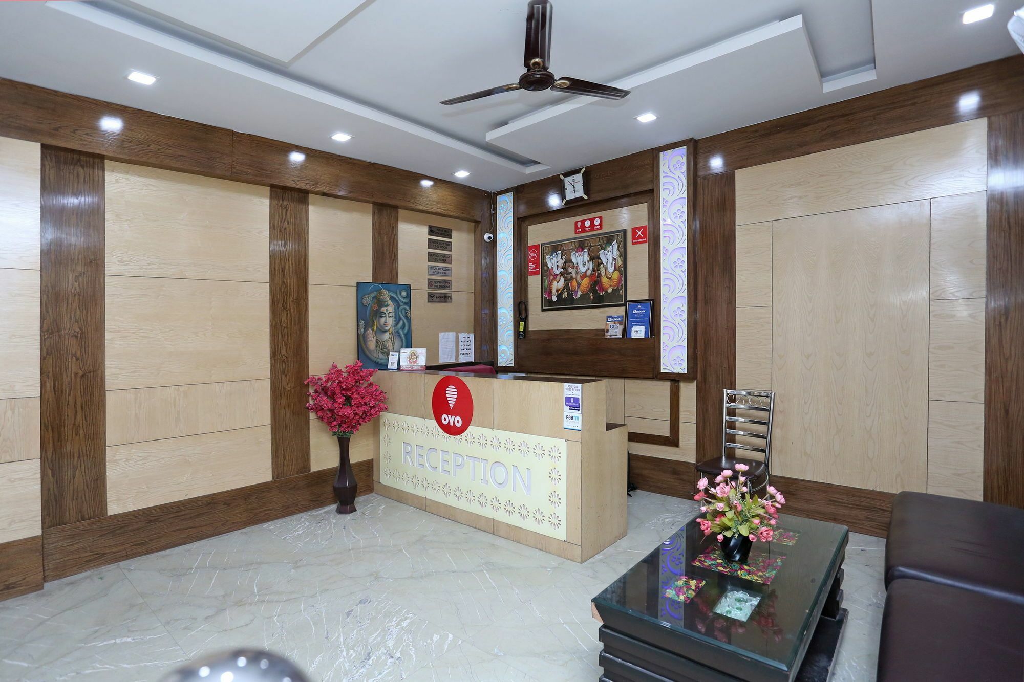 Oyo 9233 Hotel Cottage Lord Krishna Ню Делхи Екстериор снимка